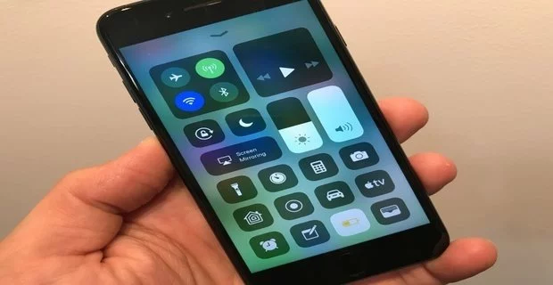 حل مشكله البطاريه IOS 11 beta