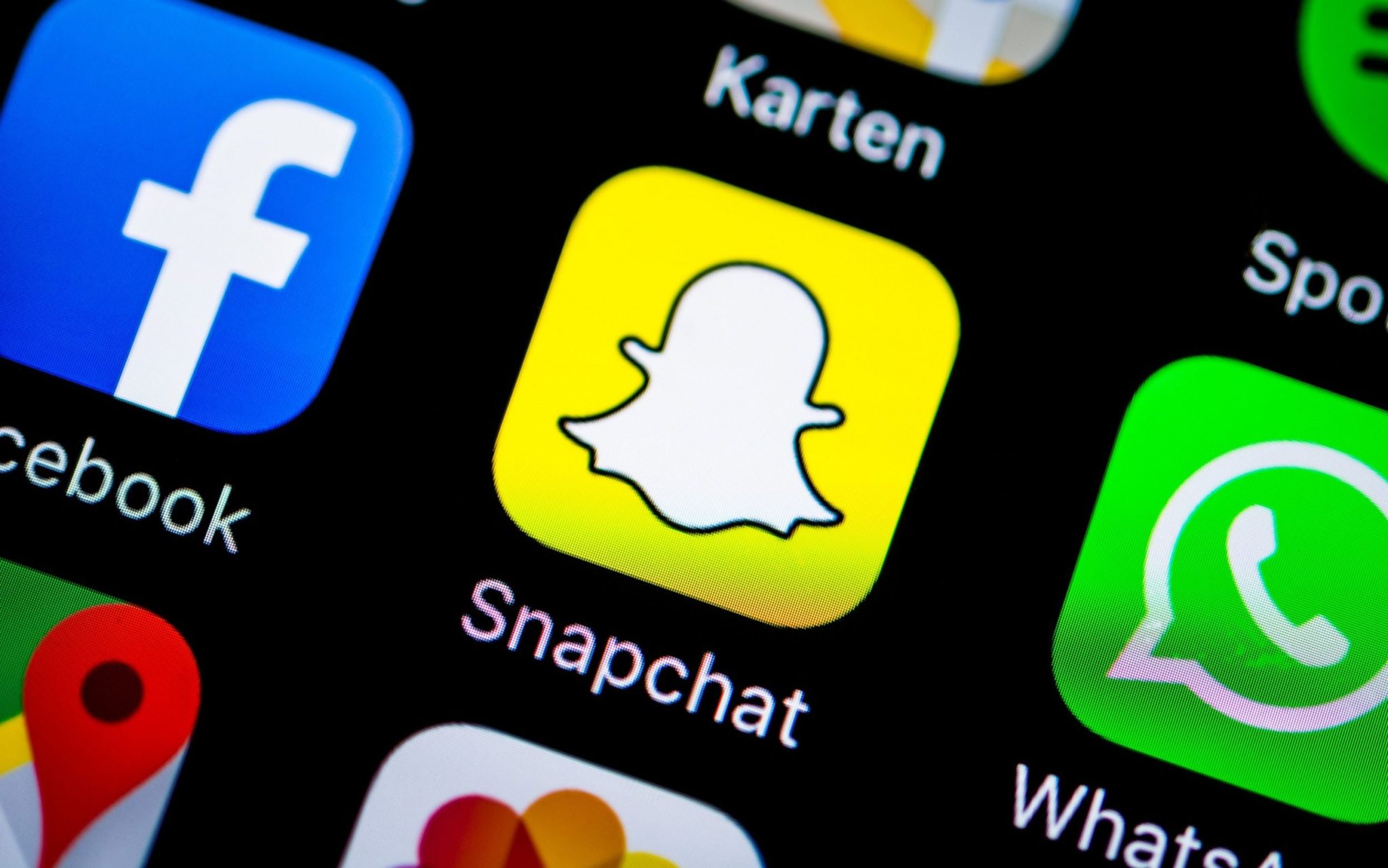 كيفية إستعادة كلمة السر في سناب شات Snapchat للآيفون والآندرويد 8