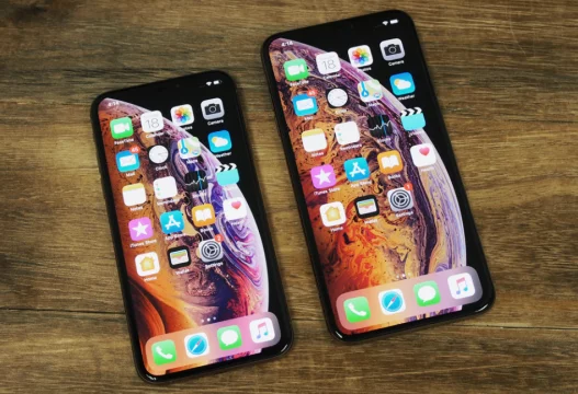 هاتف Apple iPhone XS Max