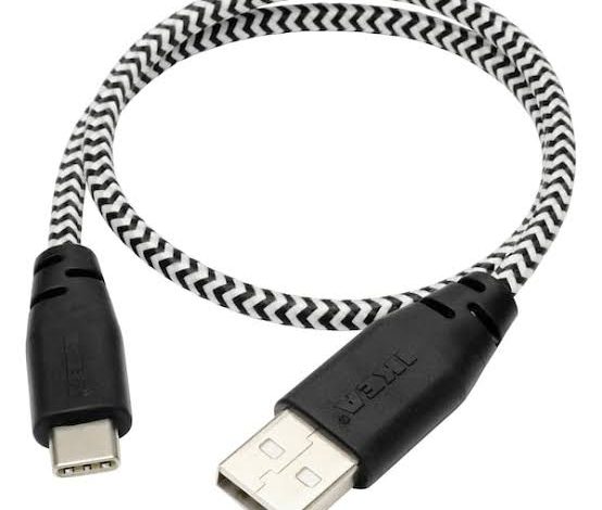 منفذ USB Type-C شكله ومميزاته والأجهزة المتوافر بها 1