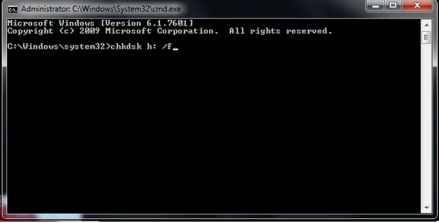 كيفية اصلاح بطاقة الذاكرة التالفة Damaged SD Card 4 كيفية اصلاح بطاقة الذاكرة التالفة Damaged SD Card 1